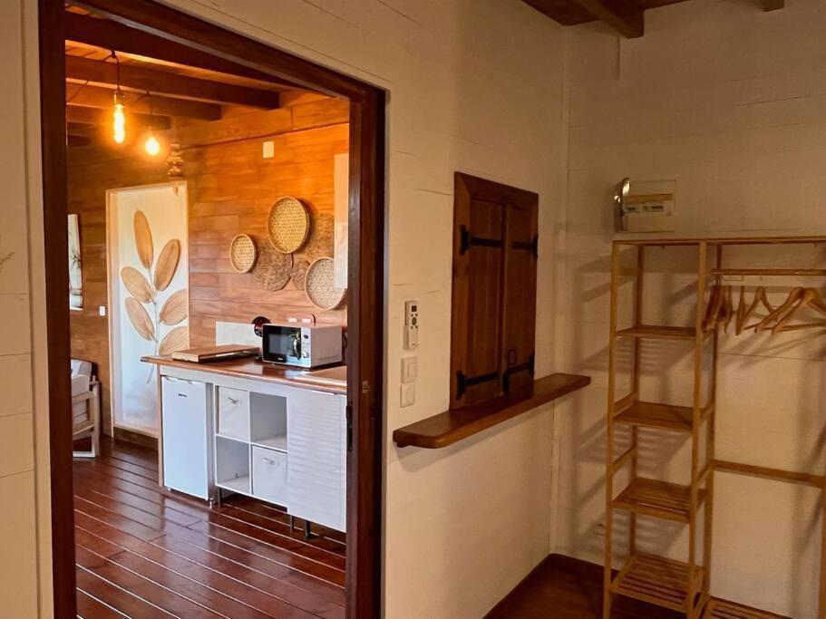 Bungalow Avec Jacuzzi Privatif Βίλα Sainte-Rose Εξωτερικό φωτογραφία